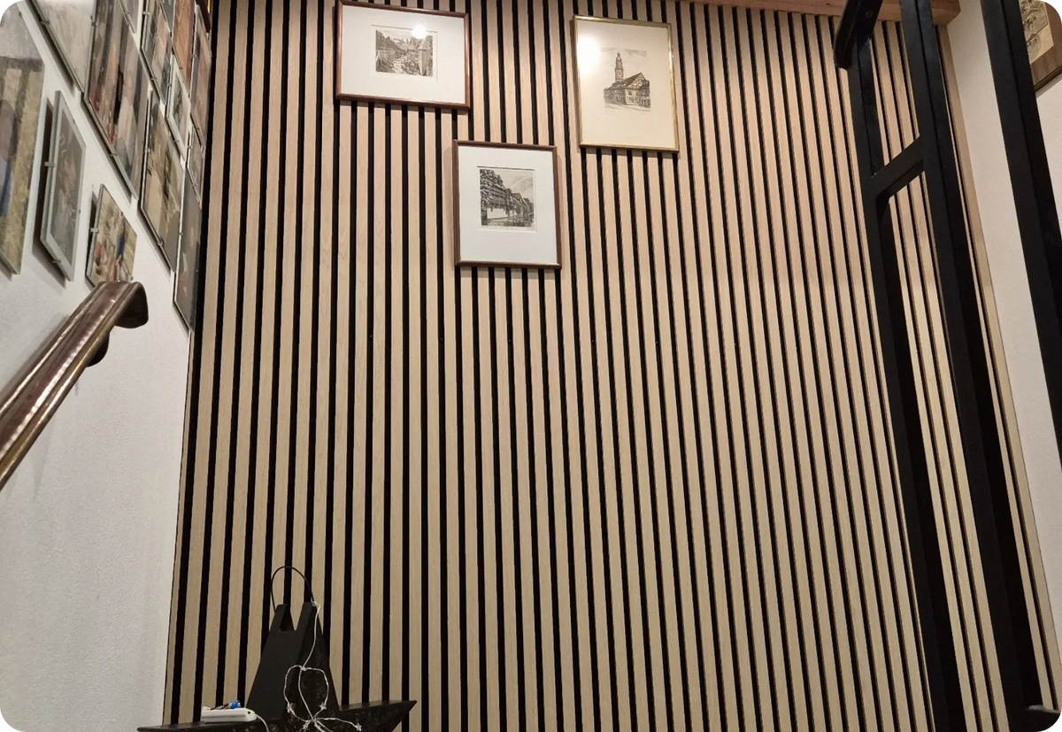 Panneaux acoustiques dans l’escalier – design & acoustique | Silentwood