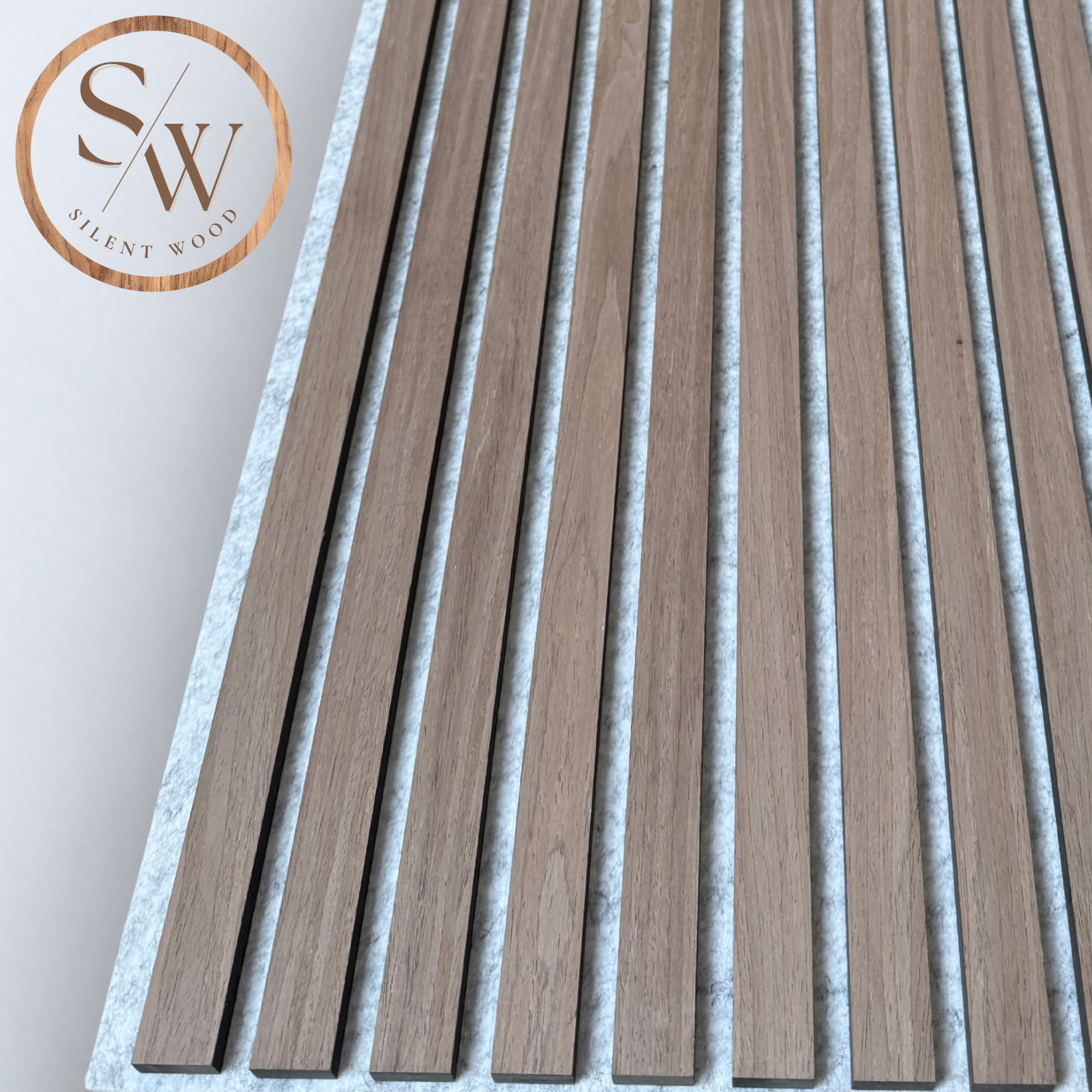 Premium Light Brown Oak - Grey Felt